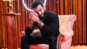 Leia mais sobre o artigo Gusttavo Lima é pedido em casamento durante show e recusa: Já tenho dona!