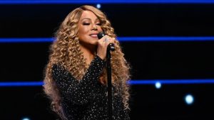 Leia mais sobre o artigo Mariah Carey perde irmã e mãe no mesmo dia e afirma estar com seu coração partido