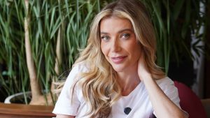 Leia mais sobre o artigo Luiza Possi anuncia que fará cirurgia nas cordas vocais e ficará cinco dias em silêncio absoluto