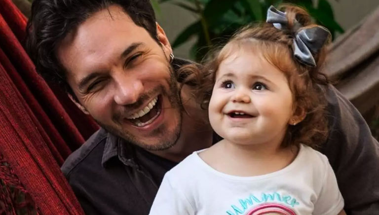 Leia mais sobre o artigo Eliezer compartilha vídeo de filha com internautas e diverte web
