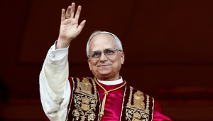 Leia mais sobre o artigo Quem é o novo papa? Conheça Robert Francis Prevost, o Leão XIV, sucessor de Francisco