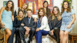 Leia mais sobre o artigo Filhas de Silvio Santos encontram carta escrita pelo pai antes da morte