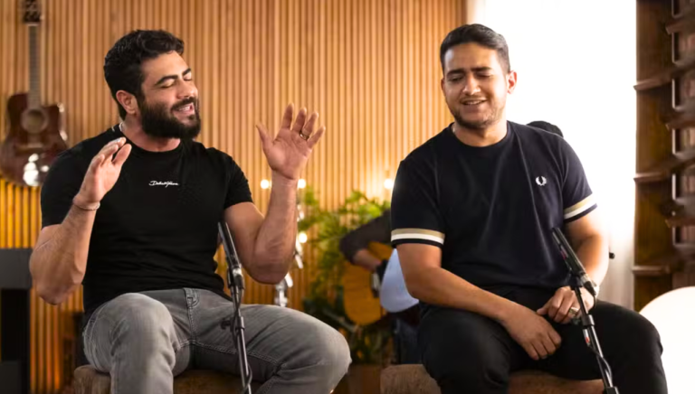 Leia mais sobre o artigo Henrique e Juliano relembram o sufoco do show que lotou a Times Square, nos EUA