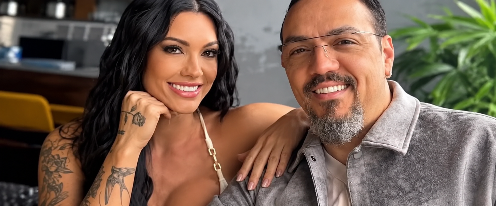 Capa de Belo e Rayane Figliuzzi discutem em estacionamento de shopping após flagrante, diz jornal