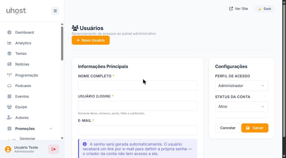 Formulário de criação de novo usuário com campos de nome, login, e-mail, perfil e status
